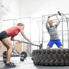 MetCon CrossFit: Jak spalić tłuszcz i zbudować super kondycję?