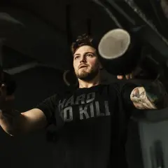 CrossFit z siłownią: Jak połączyć treningi dla siły i sprawności?