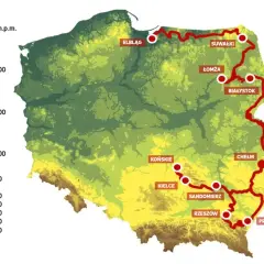 Mapa Polski z zaznaczonymi oznaczeniami tras rowerowych, biegnącymi przez Elbląg, Suwałki, Łomżę, Białystok, Końskie, Kielce, Sandomierz, Rzeszów, Chełm i Przemyśl.