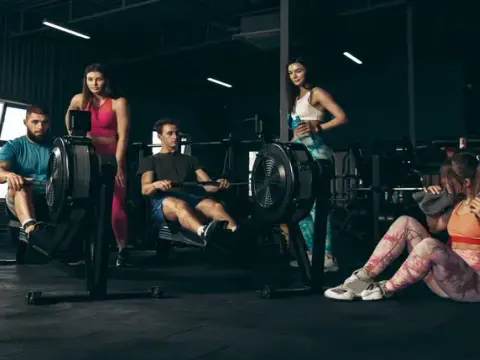 CrossFit: Jakie ćwiczenia? Pełna lista i zasady treningu