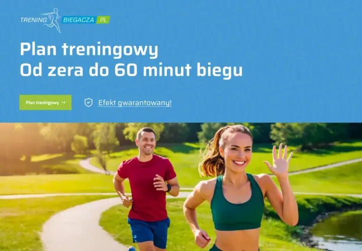 Uśmiechnięci biegacze w parku. Plan treningowy "Od zera do 60 minut biegu" to odpowiedź na pytanie: jogging co to jest i jak zacząć.