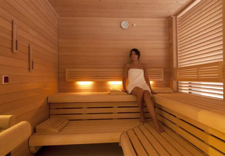 Sauna a trening: Kiedy korzystać, by nie sabotować wyników?