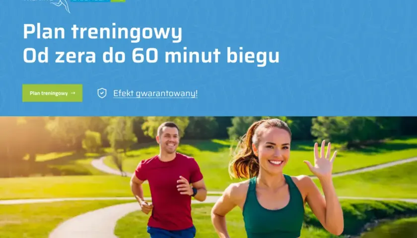 Uśmiechnięci biegacze w parku. Plan treningowy "Od zera do 60 minut biegu" to odpowiedź na pytanie: jogging co to jest i jak zacząć.