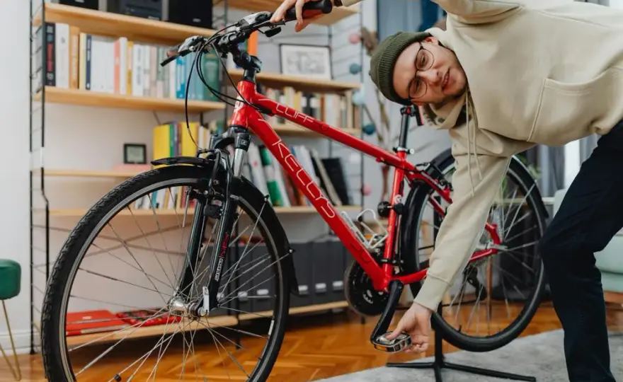 Jak zmieniać przerzutki w rowerze? Poradnik dla każdego!