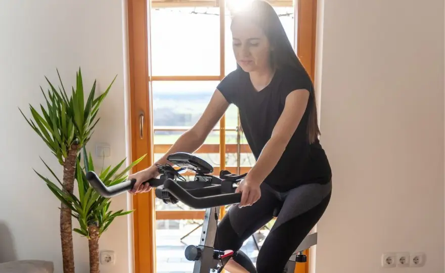 Rower stacjonarny na odchudzanie - Jaki wybrać, aby widzieć efekty?