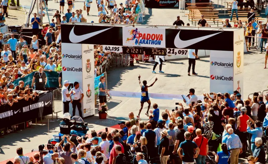 Ile km ma maraton - Dlaczego to 42,195 km i jak pokonać ten dystans?