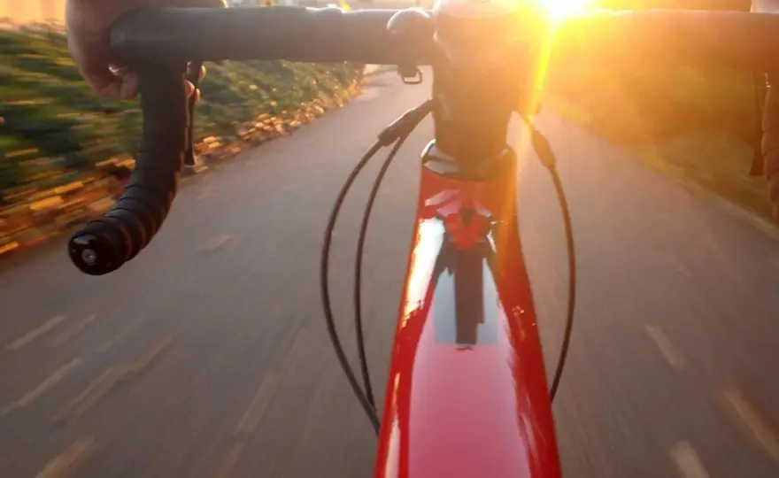 Trasy rowerowe Łeba: Odkryj TOP 5 szlaków na każdą kondycję!