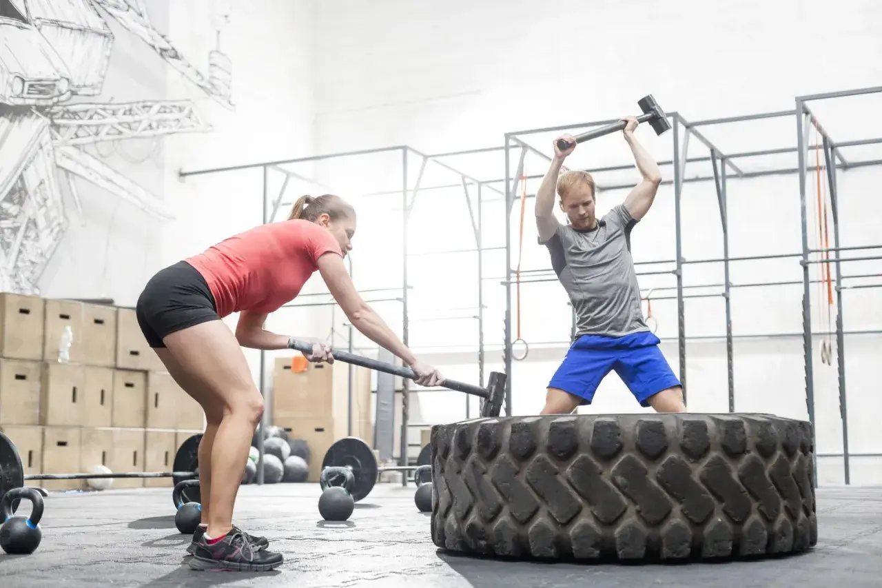 MetCon CrossFit: Jak spalić tłuszcz i zbudować super kondycję?