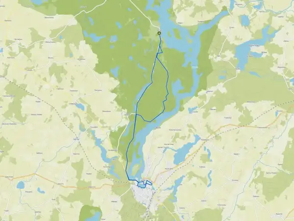 Trasa rowerowa przez malownicze tereny, łącząca miasto na trasie Toruń-Świecie z licznymi jeziorami i lasami.